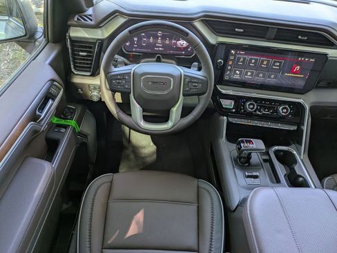 New 2026 GMC Sierra 1500 Denali AWD/4WD image 16