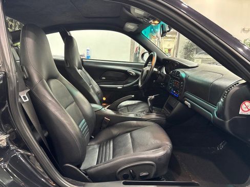 Used 2004 Porsche 911 GT3 RS image 43