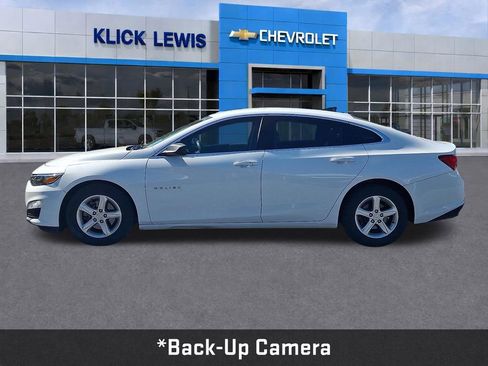 Used 2021 Chevrolet Malibu LS FWD image 4