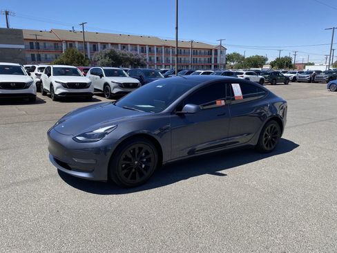 Used 2023 Tesla Model 3 Standard Range RWD image 38