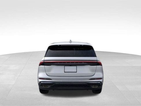 New 2025 Lincoln Nautilus Premier w/ Jet Appearance Package image 34