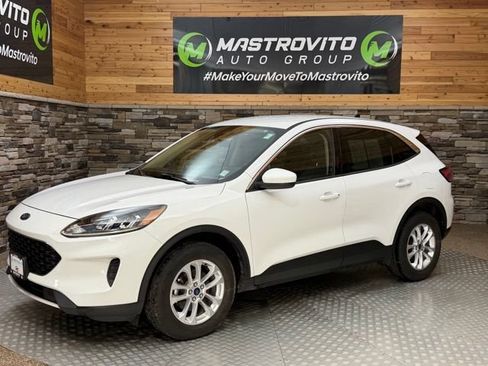 Used 2020 Ford Escape SE AWD/4WD image 4