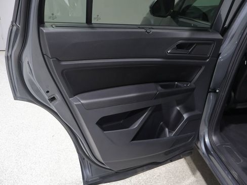 Used 2019 Volkswagen Atlas SE AWD/4WD image 18