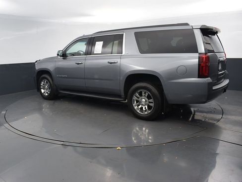 Used 2020 Chevrolet Suburban LT image 3