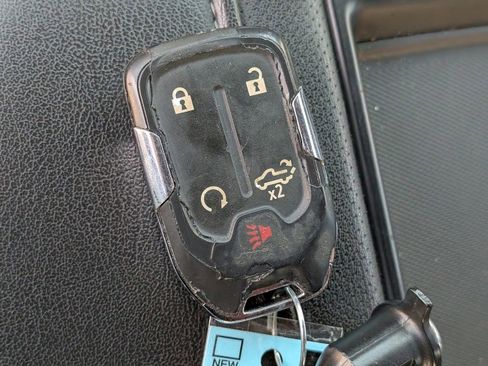 Used 2019 Chevrolet Silverado 1500 High Country AWD/4WD image 31