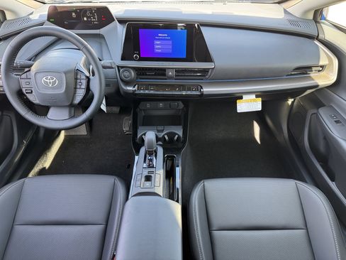 New 2026 Toyota Prius XLE image 4
