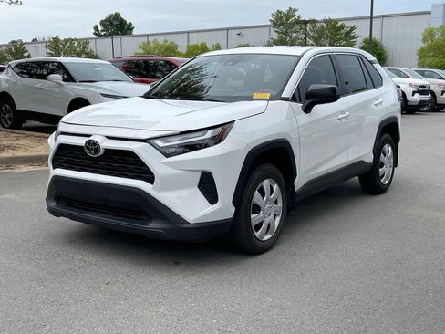 Used 2025 Toyota RAV4 LE FWD image 3