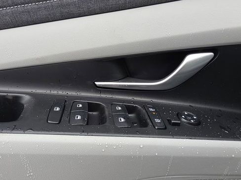 New 2026 Hyundai Elantra Limited FWD image 25