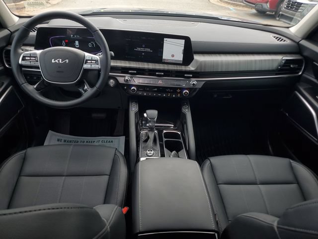 Used 2025 Kia Telluride EX w/ EX Captain's Chair Package AWD/4WD image 17