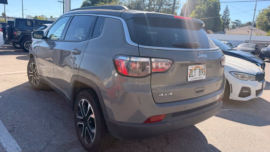 Used 2024 Jeep Compass Limited AWD/4WD image 3