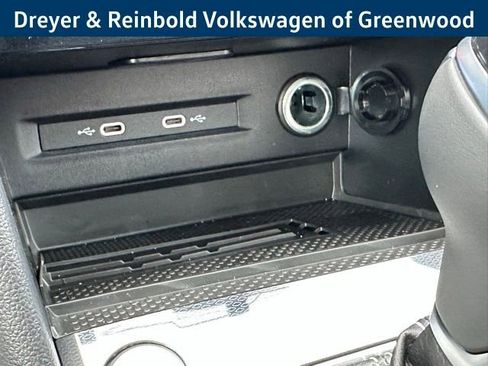 New 2026 Volkswagen Taos SEL image 19