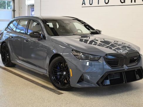 New 2027 BMW M5 Touring AWD/4WD image 1