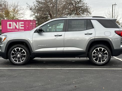 New 2026 GMC Terrain Elevation w/ Elevation Premium Package image 8