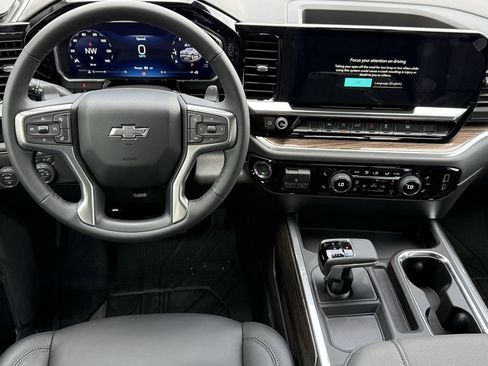 New 2026 Chevrolet Silverado 1500 RST w/ Texas Edition Plus RWD image 9