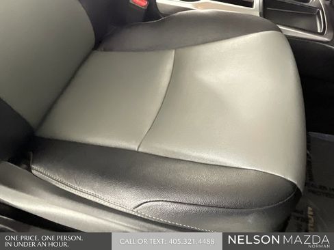 Used 2018 Toyota 4Runner SR5 Premium image 27