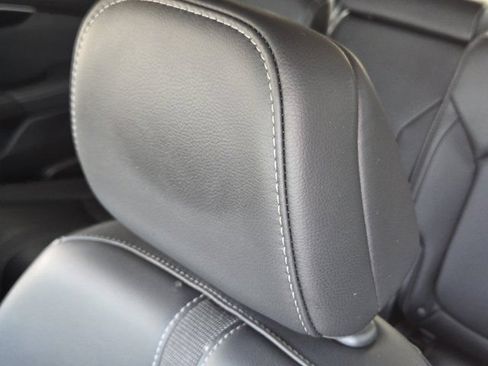 Used 2025 Honda Pilot Touring image 15
