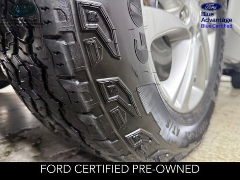 Used 2019 Buick Enclave Essence AWD/4WD image 11