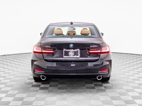 New 2025 BMW 330i xDrive Sedan w/ Convenience Package AWD/4WD image 5