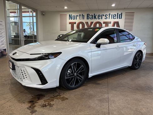 Used 2025 Toyota Camry XSE w/ Premium Package FWD image 1