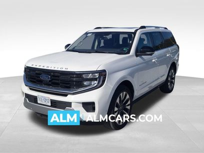 Used 2025 Ford Expedition Platinum w/ Driver's Package