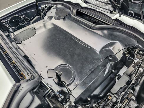 Used 2024 Chevrolet Corvette Stingray Preferred Conv w/ Stealth Interior Trim Package image 17