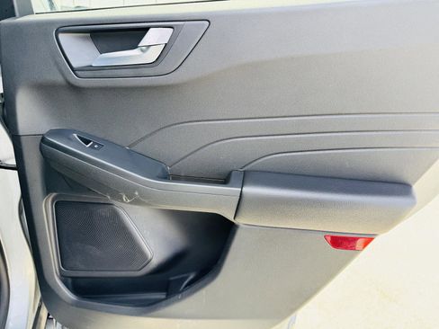 Used 2024 Ford Escape ST-Line w/ Tech Pack #1 image 32