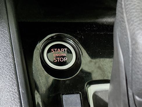 Used 2024 Nissan Versa SV w/ Trunk Package FWD image 20