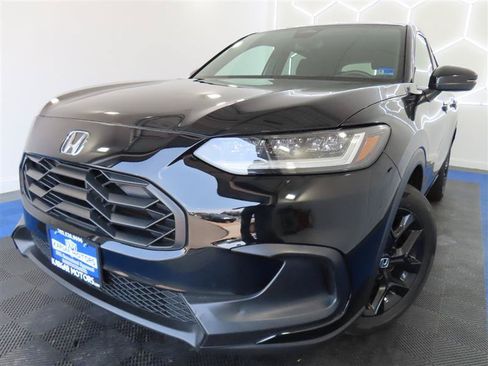 Used 2024 Honda HR-V Sport image 1
