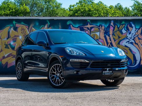 Used 2014 Porsche Cayenne AWD/4WD image 5