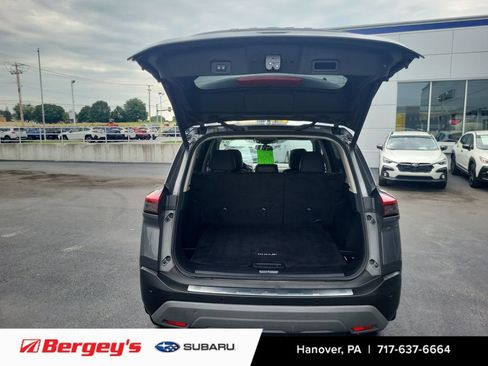 Used 2023 Nissan Rogue SV w/ SV Premium Package AWD/4WD image 13