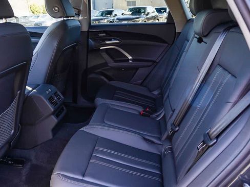 Used 2025 Audi Q5 Premium Plus w/ Premium Plus AWD/4WD image 21