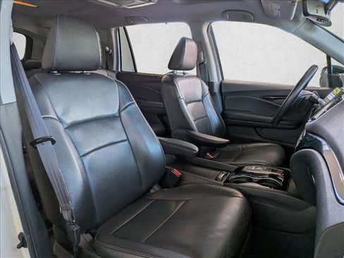 Used 2019 Honda Pilot Touring image 20