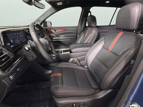 Certified 2026 Chevrolet Traverse RS image 17