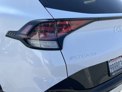 Certified 2024 Kia Sportage SX image 19