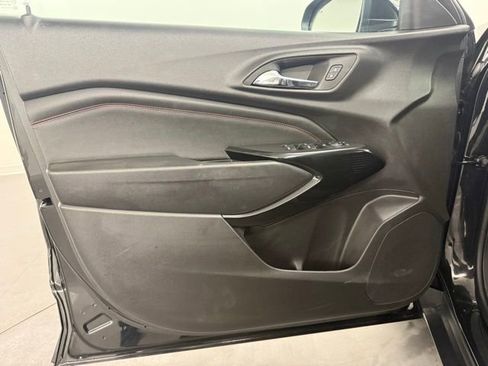Certified 2025 Chevrolet Trax RS w/ Driver Confidence Package image 29