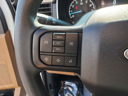 Used 2023 Ford F150 XLT AWD/4WD image 15