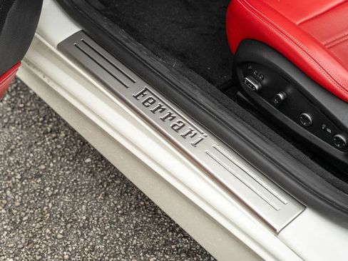 Used 2016 Ferrari California T image 60