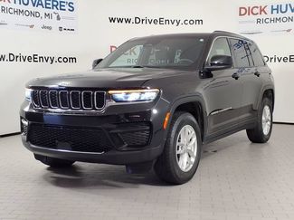 Used 2024 Jeep Grand Cherokee Laredo X w/ Luxury Tech Group I AWD/4WD video 1