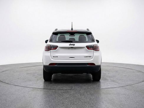 Used 2025 Jeep Compass Limited AWD/4WD image 7