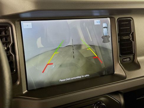 Used 2024 Ford Bronco Everglades image 15