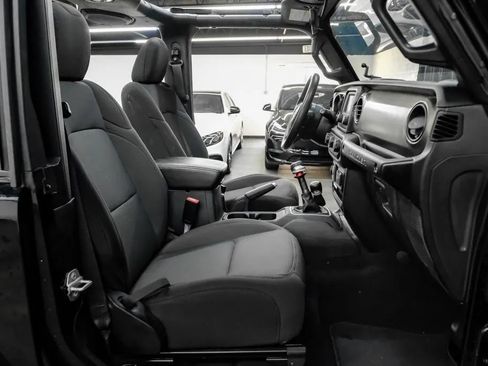 Used 2021 Jeep Wrangler Sport AWD/4WD image 42