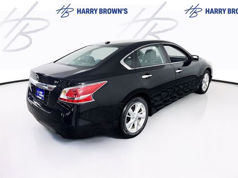 Used 2015 Nissan Altima 2.5 SV image 28
