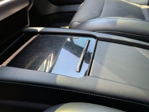 Used 2018 Tesla Model S 75D AWD/4WD image 19