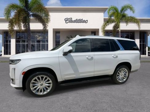 Certified 2023 Cadillac Escalade Premium Luxury image 7