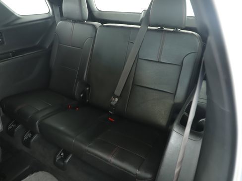 Used 2023 Chevrolet Traverse RS w/ LPO, Floor Liner Package image 25