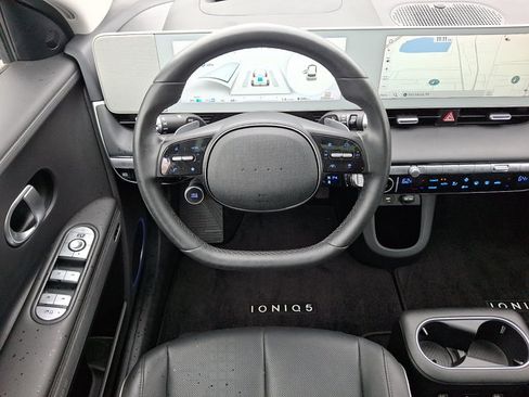 Used 2023 Hyundai Ioniq 5 Limited w/ Cargo Package AWD/4WD image 11