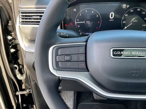 New 2026 Jeep Grand Wagoneer Limited AWD/4WD image 31