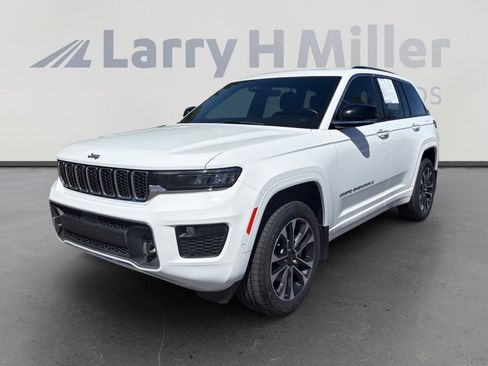 Used 2022 Jeep Grand Cherokee Overland AWD/4WD image 1