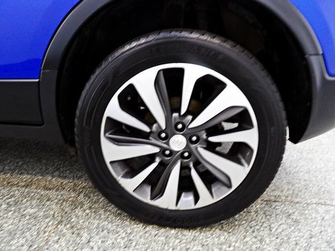 Used 2017 Buick Encore Premium AWD/4WD image 21