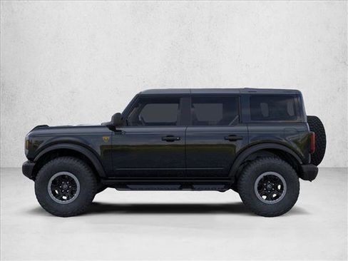 New 2026 Ford Bronco Badlands image 3